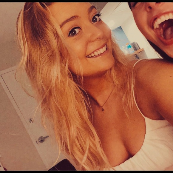 sydneyredner25